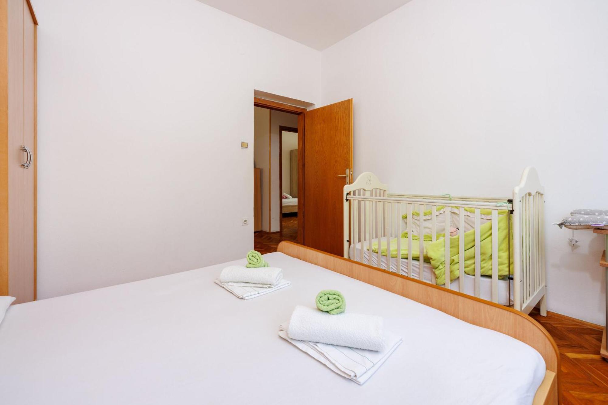 Apartments Davorka Crikvenica Εξωτερικό φωτογραφία