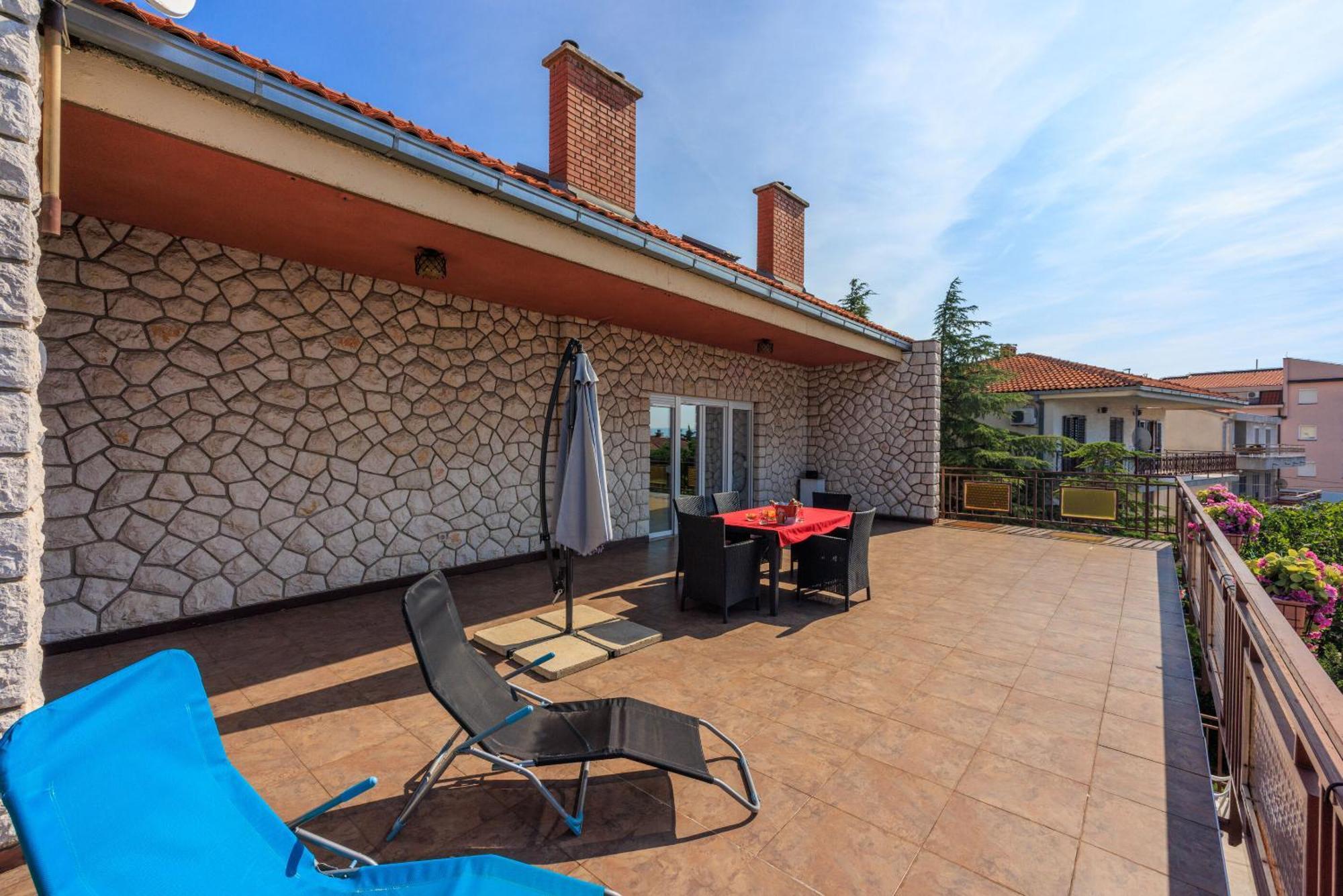 Apartments Davorka Crikvenica Εξωτερικό φωτογραφία